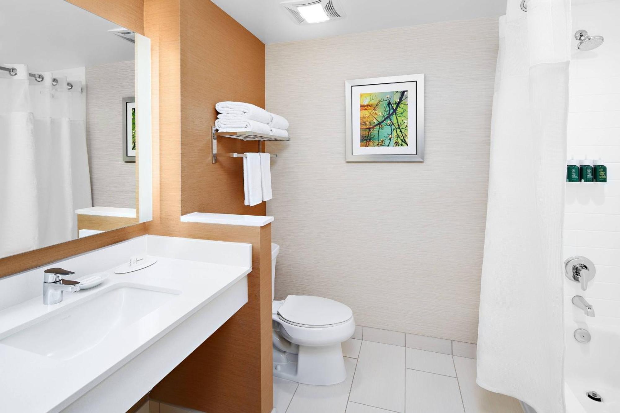 Fairfield Inn & Suites By Marriott Fresno Yosemite International Airport Екстериор снимка